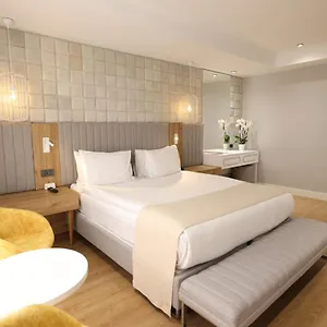 Sundance Hotel